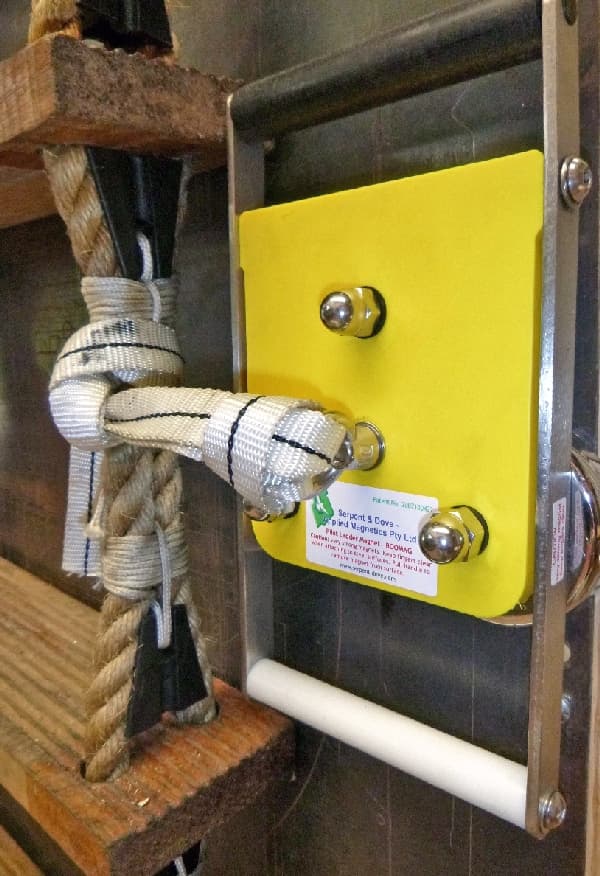 MARINE PILOTS TRUST PATENTED YELLOW MAG ll PILOT LADDER MAGNETS ...